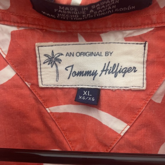 Tommy Hilfiger - Picture 2 of 2